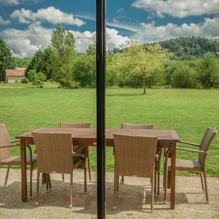 Vakantiehuis Le Bleu Nr 33 *