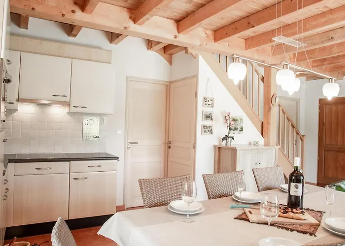 Le Bleu Nr 33 * Lacapelle-Marival