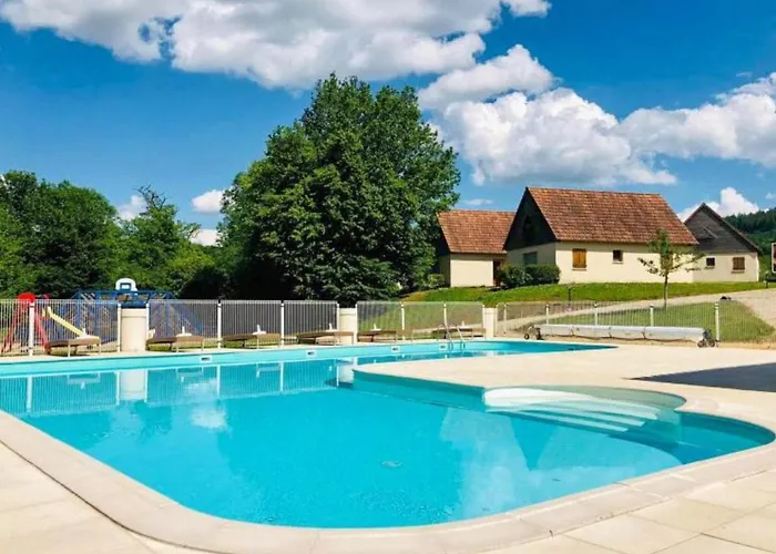 Le Bleu Nr 33 * Lacapelle-Marival