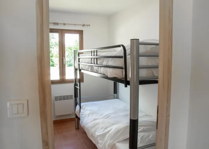 Le Bleu Nr 33 Nyaraló